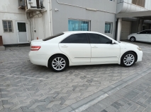 للبيع تويوتا camry 2010