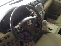 للبيع تويوتا camry 2011