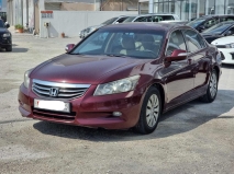 للبيع هوندا Accord 2012