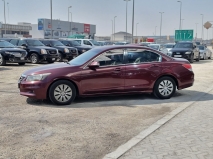 للبيع هوندا Accord 2012