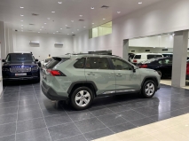 للبيع تويوتا RAV4 2020