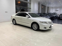 للبيع تويوتا camry 2011