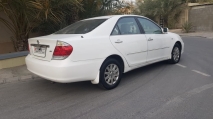 للبيع تويوتا camry 2005