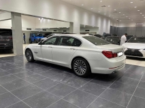 للبيع بي ام دبليو 7 Series 2015