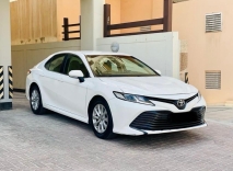 للبيع تويوتا camry 2019