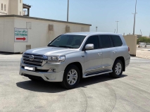 للبيع تويوتا Land Cruiser  2016