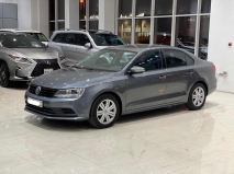 للبيع فولكس واجن Jetta 2016