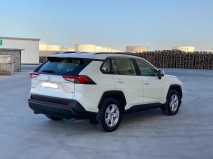 للبيع تويوتا RAV4 2019