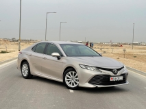 للبيع تويوتا camry 2018