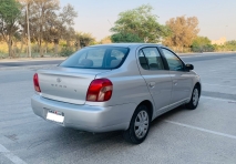 للبيع تويوتا Echo 2002