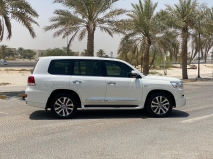 للبيع تويوتا Land Cruiser  2018