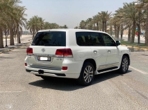 للبيع تويوتا Land Cruiser  2018