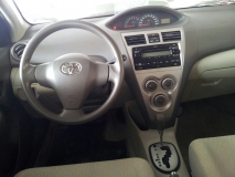 للبيع تويوتا Yaris 2010