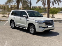 للبيع تويوتا Land Cruiser  2018