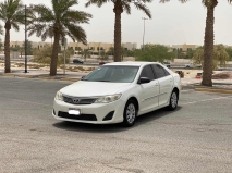 للبيع تويوتا camry 2013