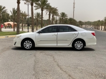 للبيع تويوتا camry 2013