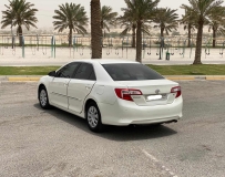 للبيع تويوتا camry 2013