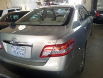 للبيع تويوتا camry 2010