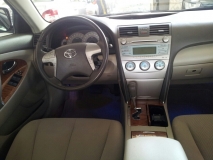 للبيع تويوتا camry 2010