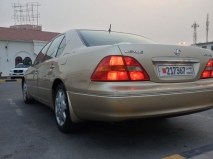 للبيع لكزس LS 2001