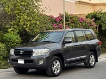 للبيع تويوتا Land Cruiser  2014