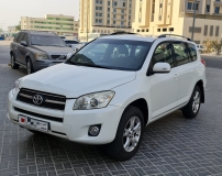 للبيع تويوتا RAV4 2012