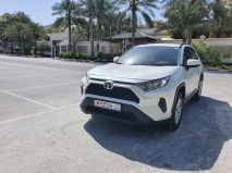 للبيع تويوتا RAV4 2019