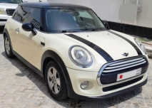 للبيع مني كوبر Mini Cooper 2015