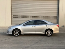 للبيع تويوتا camry 2014