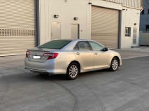 للبيع تويوتا camry 2014