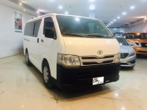 للبيع تويوتا Hilux 2011