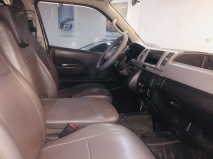 للبيع تويوتا Hilux 2011