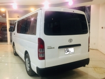 للبيع تويوتا Hilux 2011