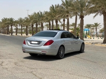 للبيع مرسيديس S class 2015