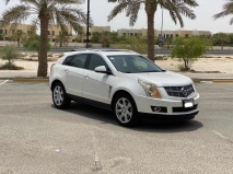 للبيع كاديلاك SRX 2010