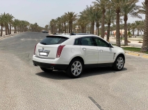 للبيع كاديلاك SRX 2010