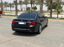 للبيع بي ام دبليو 7 Series 2015