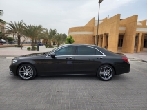 للبيع مرسيديس S class 2015