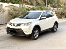 للبيع تويوتا RAV4 2015