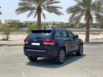 للبيع جيب Grand Cherokee 2018