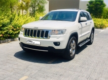 للبيع جيب Grand Cherokee 2012