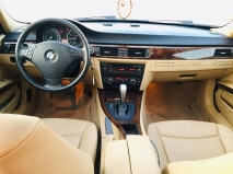 للبيع بي ام دبليو 3 Series 2010