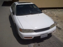 للبيع هوندا Accord 1999