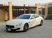 للبيع ميزراتي Quattroporte 2014