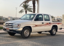 للبيع تويوتا Hilux 2002