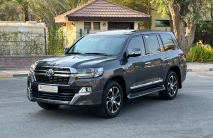 للبيع تويوتا Land Cruiser  2021