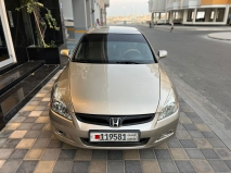 للبيع هوندا Accord 2005