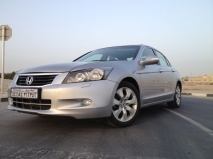 للبيع هوندا Accord 2009