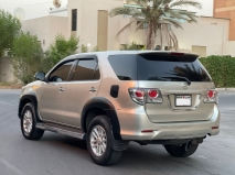 للبيع تويوتا Fortuner 2013