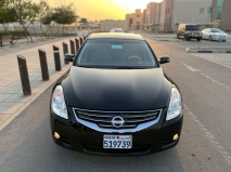 للبيع نيسان Altima 2011